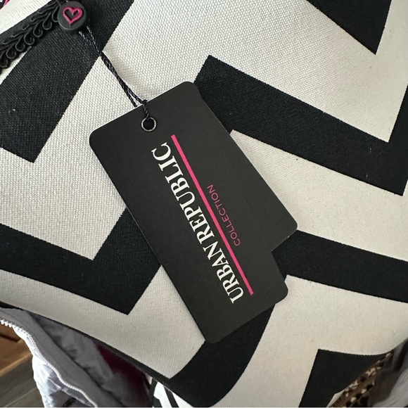 Urban Republic || light gray long puffer jacket - Picture 2 of 9